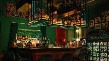 Mirror Bar získal Michter's Art of Hospitality 2026 interier