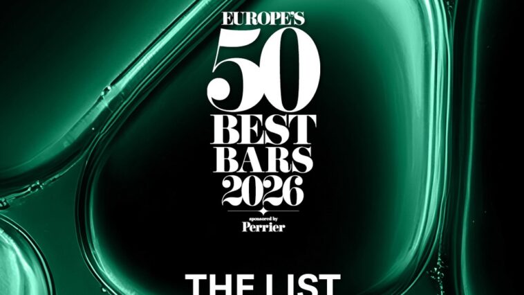 Biely text s nápisom „Europe's 50 Best Bars 2026 sponsored by Perrier" a „The List" vycentrovaný na tmavom pozadí so žiarivo smaragdovo zelenými abstraktnými tvarmi pripomínajúcimi tekutinu alebo sklo.